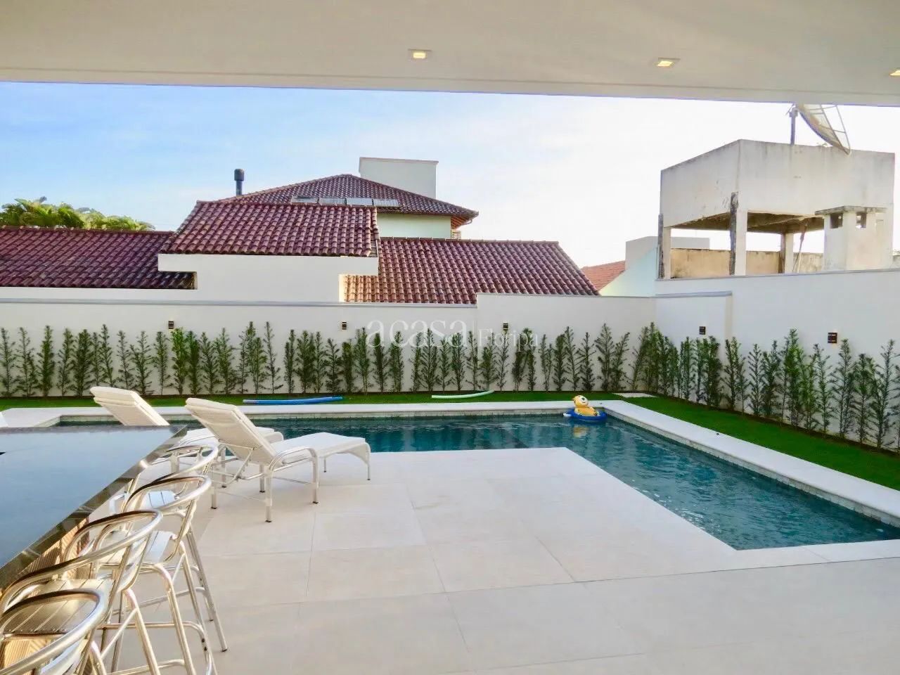 Casa com 5 Suítes em Jurerê Internacional | Na avenida Búzios - Foto 2