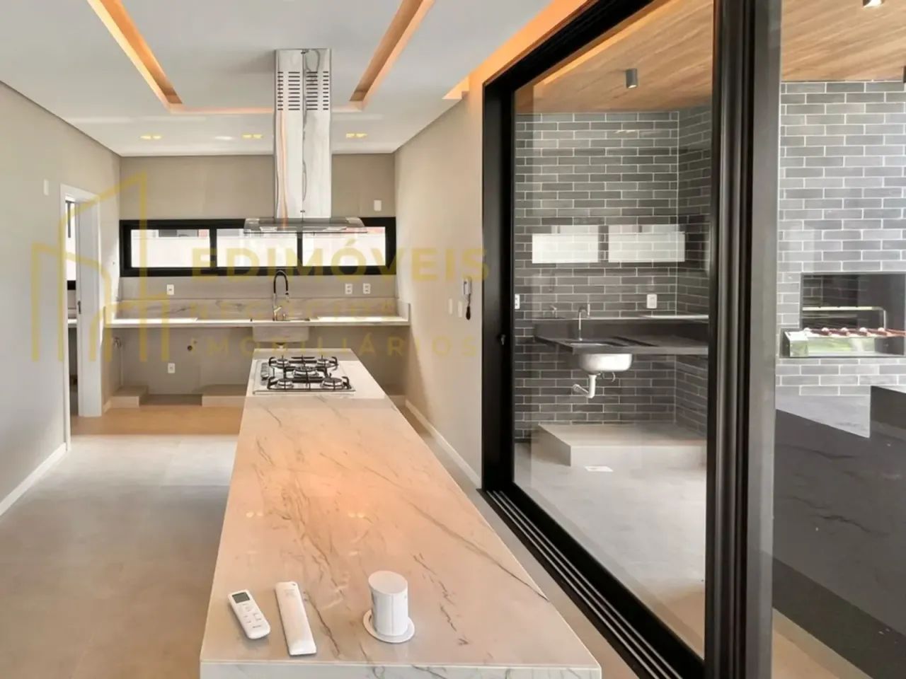 Oportunidade única no Jacuhy: casa duplex com 3 suítes e acabamentos premium! - Foto 5