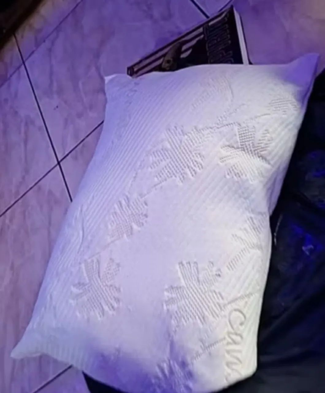 Kit 4 travesseiros 70 cm x 50 cm fibra de bambu - Novos - Foto 3