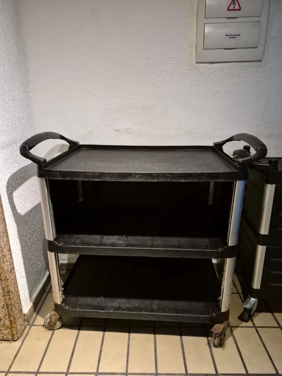 Carrinho Bandeja Tríplex Multifuncional 