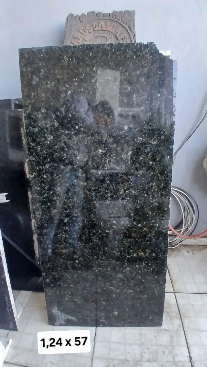 Pia com bancada 2,45 x 57 - Foto 2