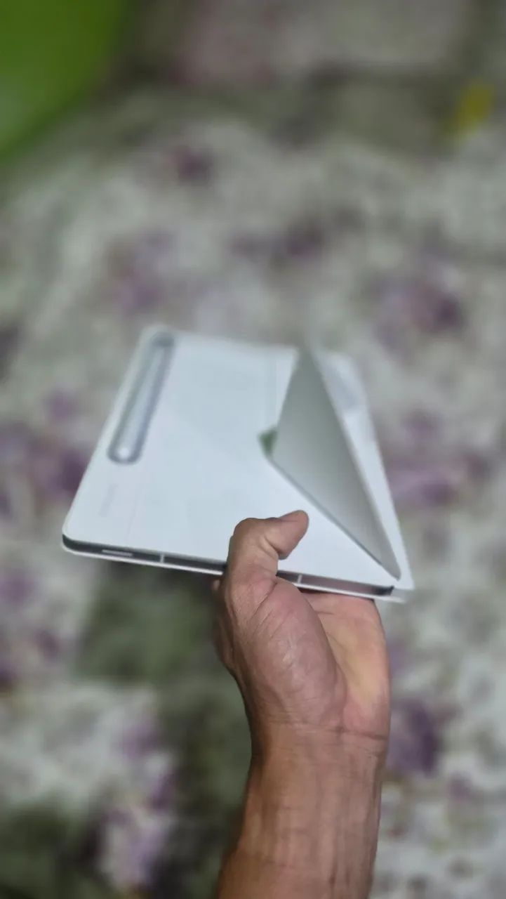 Tablet s10 fe com capa fizacao magnética  - Foto 4