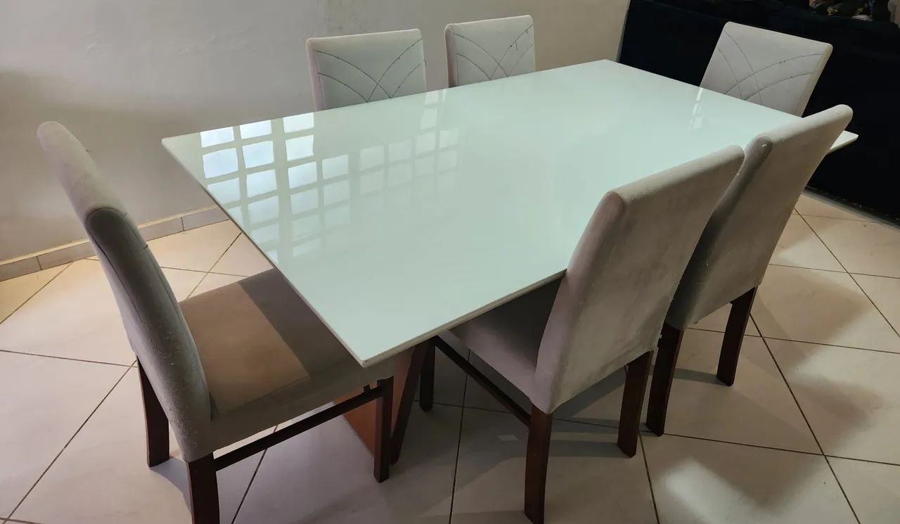 Mesa de Jantar com 6 Cadeiras - Foto 2