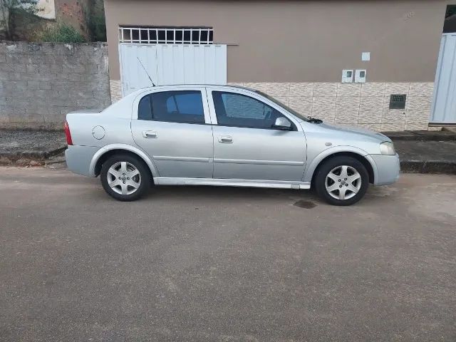 Chevrolet Astra Sedan 2.0/ CD 2.0 MPFI 8V 4P Aut. 2003