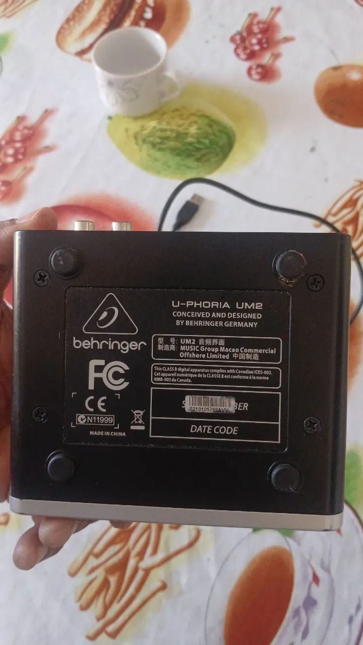 Placa de audio behringer uphoria - Foto 4