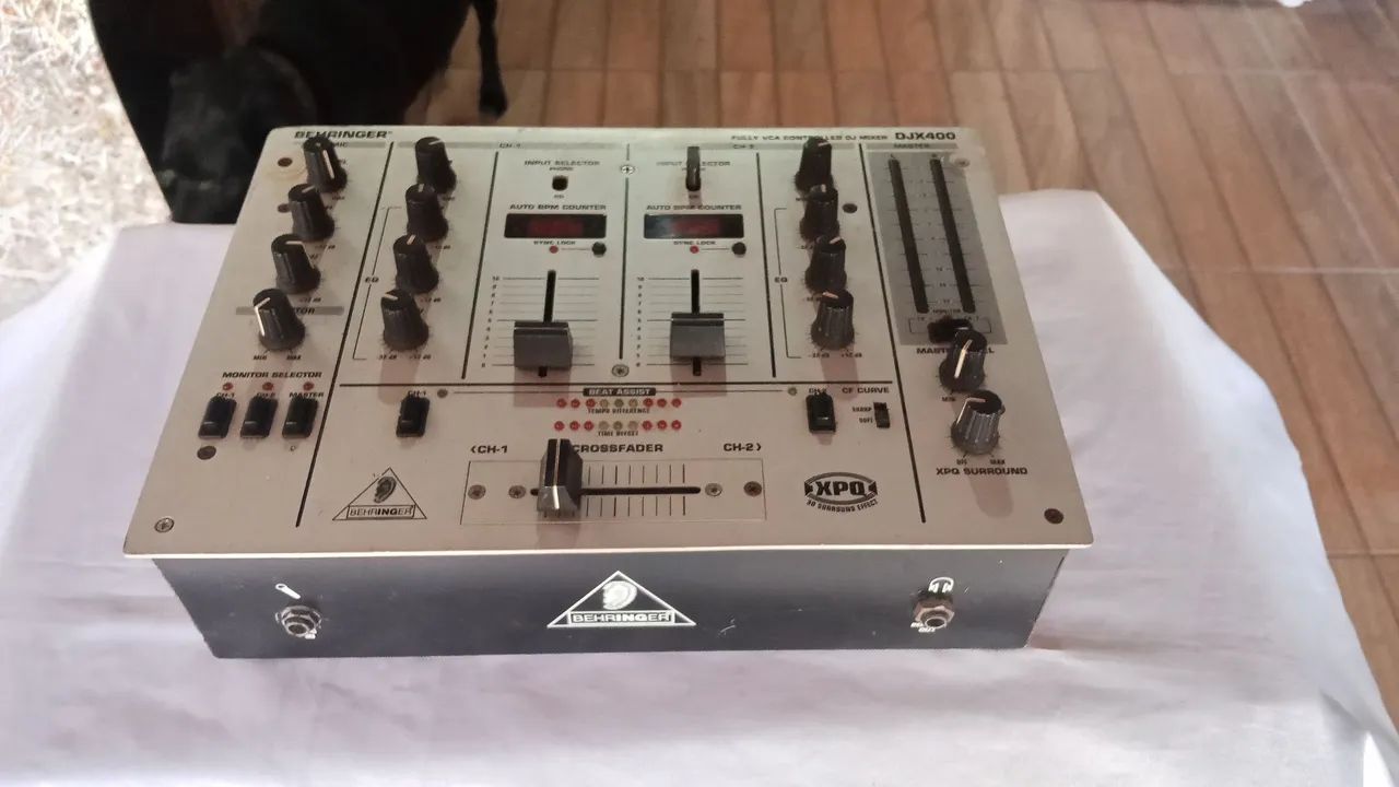 Behringer PRO MIXER DJX400 - Foto 2