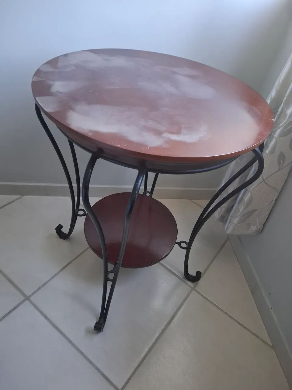 Mesa Lateral - Mesa de Apoio em Madeira e Ferro- Elegante e Resistente