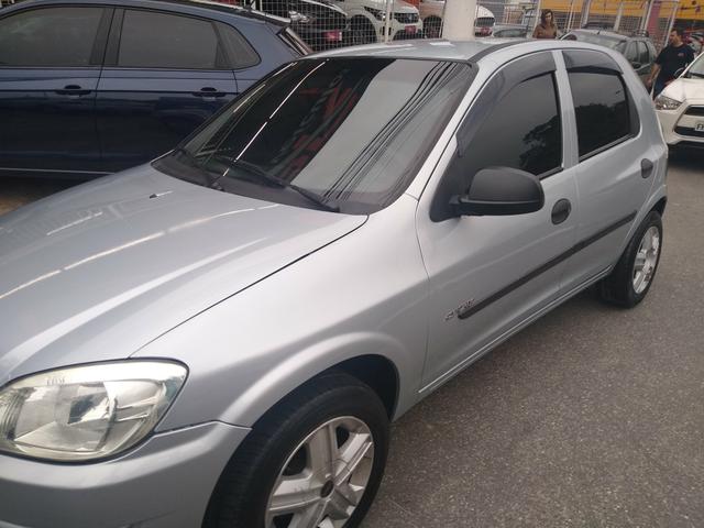Celta Spirit 1.0 completo com gás - Foto 7