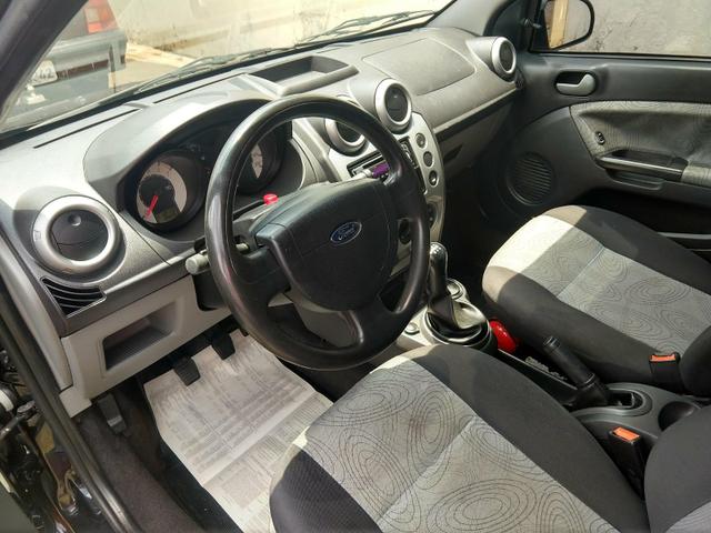 Fiesta Sedan - Foto 4