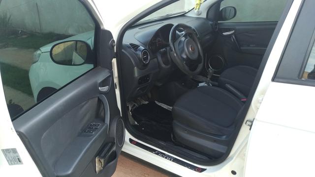 Carro - Foto 2