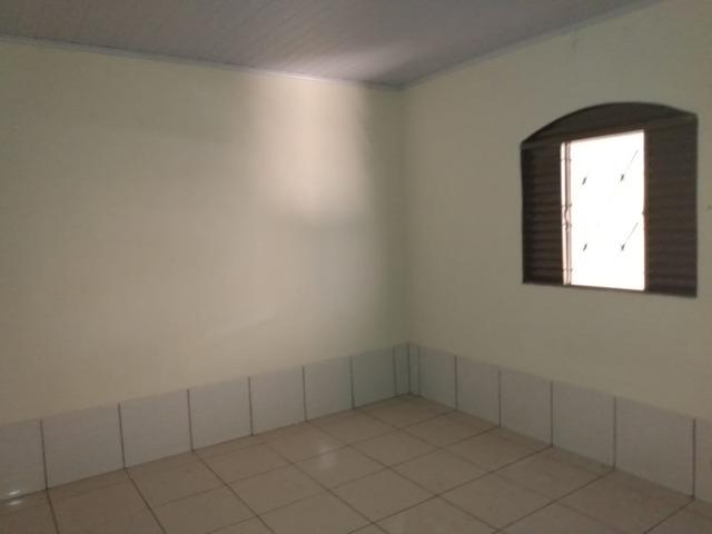 Casa 03 qtos c/ barracão Jd. Colorado - Foto 6