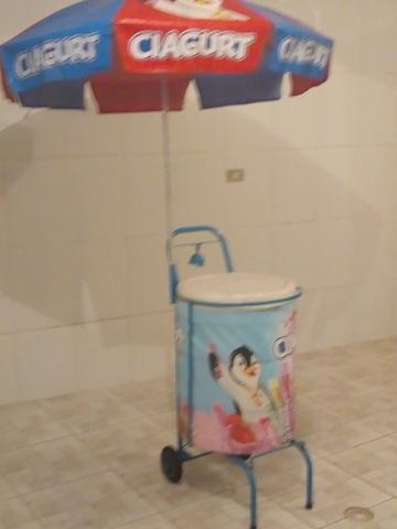 Carrinho de milho em ótimo estado mais Carrinho Ciacult