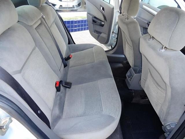 Vectra Elegan. 2.0 MPFI 8V FlexPower Mec - Foto 10