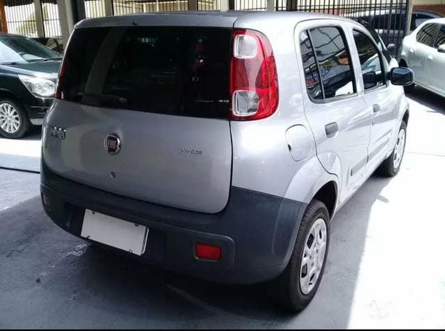 Fiat Uno 1.0 EVO VIVANCE 8v Flex 4p Manual - Foto 7