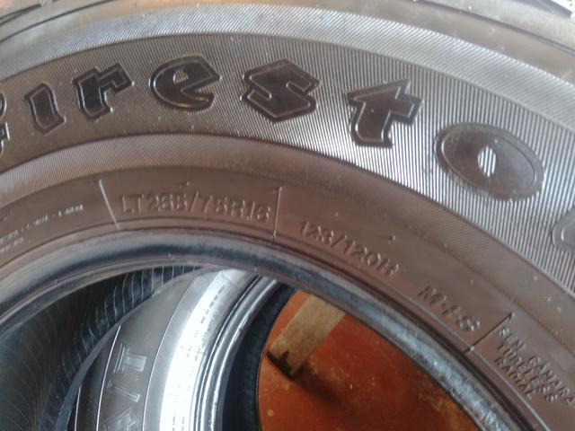 Pneus meia vida265/75R16 farestone