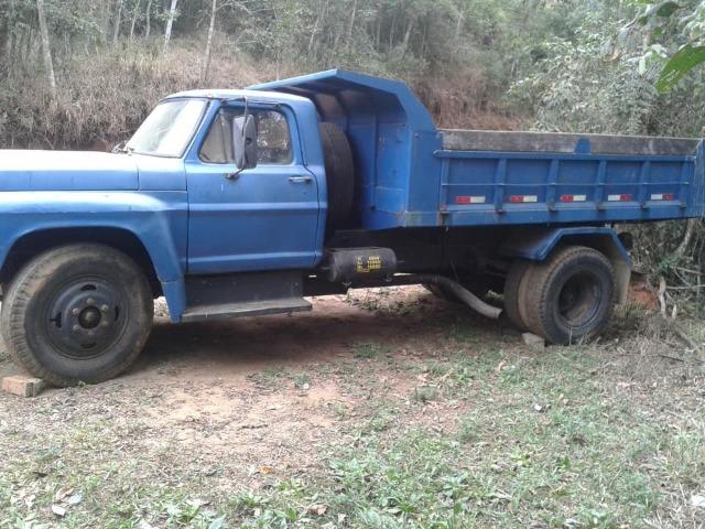 Caminhão Ford 11000