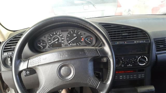Bmw 325i 1993 - Foto 9