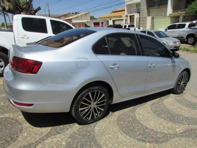 VW - VOLKSWAGEN JETTA HIGHLINE 2.0 TSI 16V 4P TIPTRONIC 