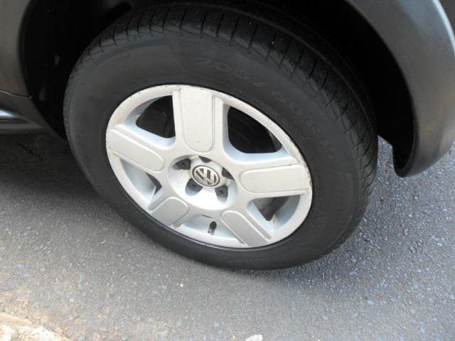 Vw - Volkswagen Crossfox 1.6 09/10 completo. Vende/troca/financia - Foto 5