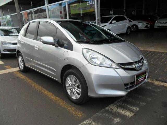 Honda Fit Lx 1.4 câmbio automático 12/13, conservado. Vende/troca/financia