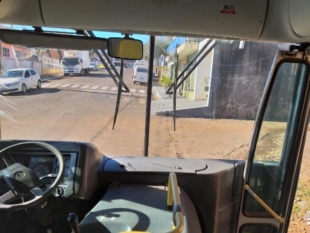 Ônibus Viale 17.230 motor novo 2007 aceito troca - Foto 5