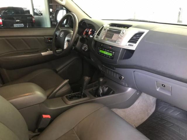 Toyota hilux 2013 3.0 srv 4x4 cd 16v turbo intercooler diesel 4p automÁtico - Foto 12