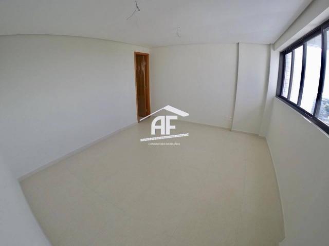 Apartamento com 4 quartos (2 suítes) no Farol - Confira já - Foto 8
