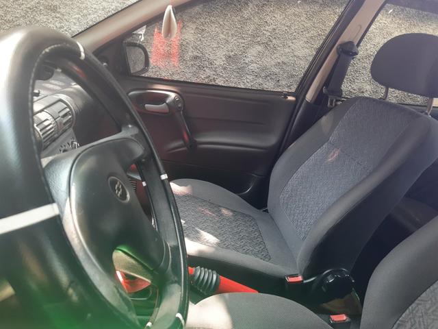 Corsa Clássic 1.0