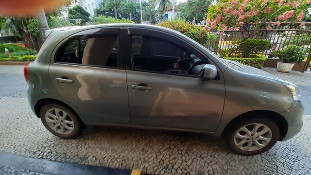 Vendo Nissan March - Foto 2