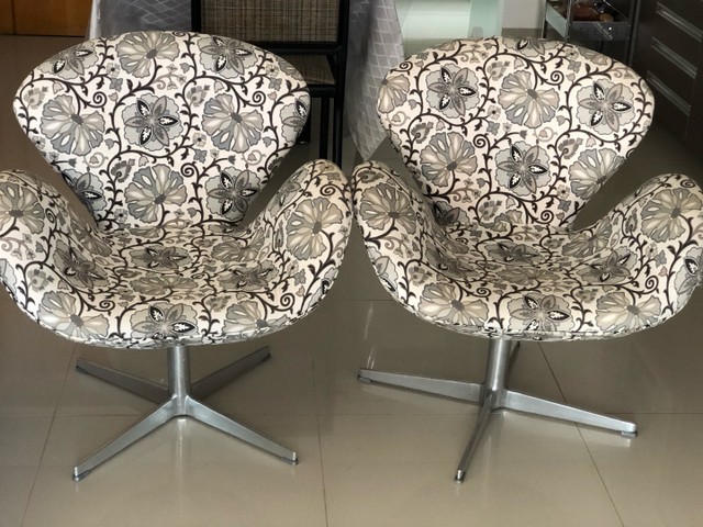 Duas cadeiras pra sala