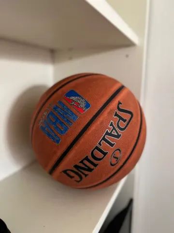 Preços baixos em Bolas de Basquete Spalding