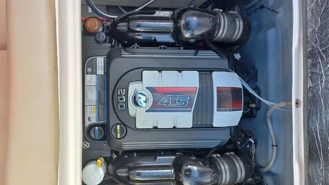 Fs 230 Ano 2017 x1 Mercruiser 200 HP ñ Focker Triton Phantom Cimitarra Ventura  - Foto 12