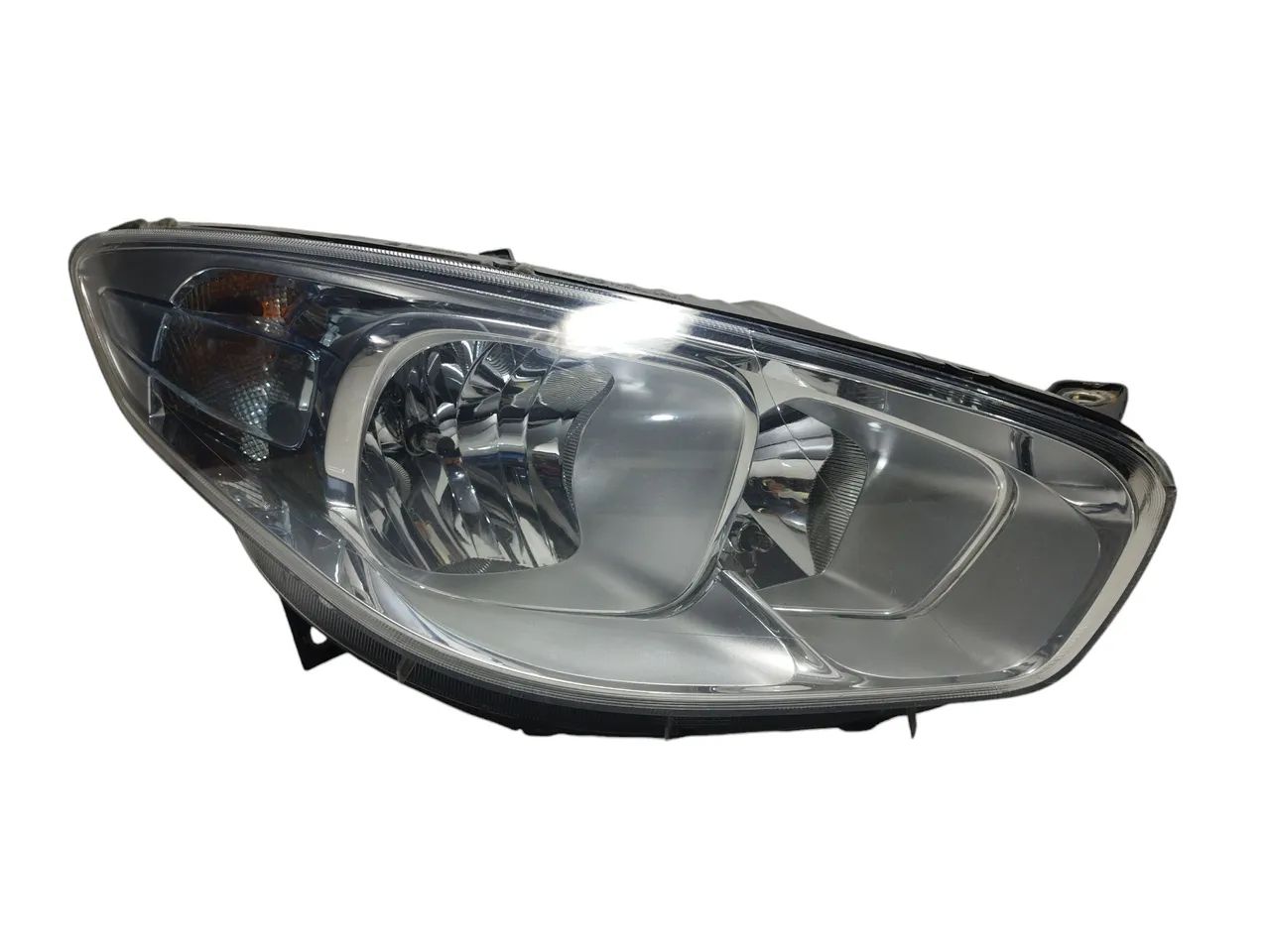 Farol Fiat Grand Siena 2013 a 2020 lado direito 