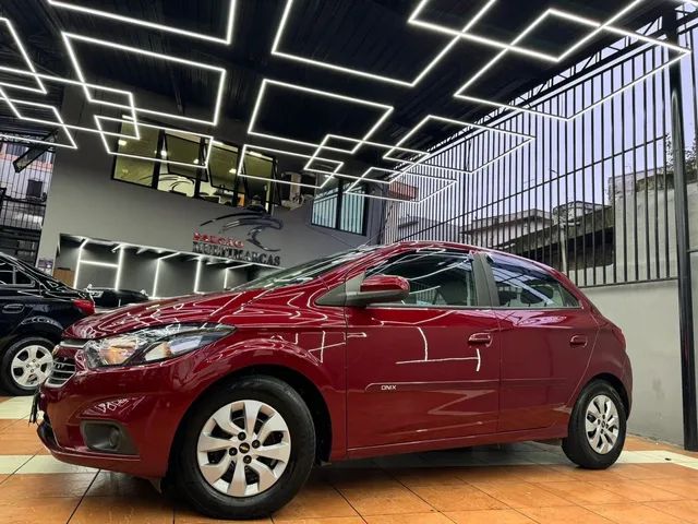 GM - Chevrolet ONIX - HATCH LT 1.0 8V FlexPower 5p Mec. - 2019