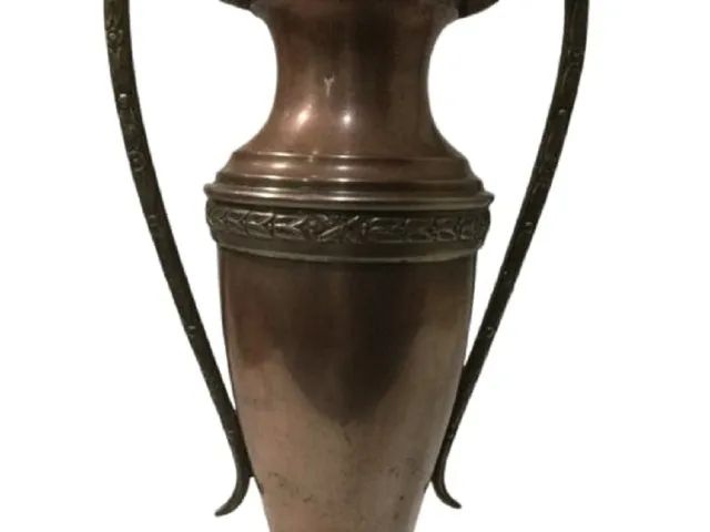 Ânfora De Bronze Antiga Anos 40/50 Vintage Raridade - Foto 2