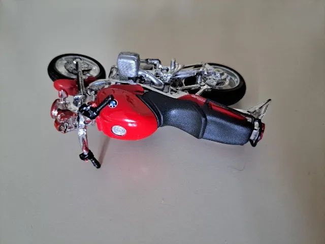 Moto bmw vermelha - Foto 4