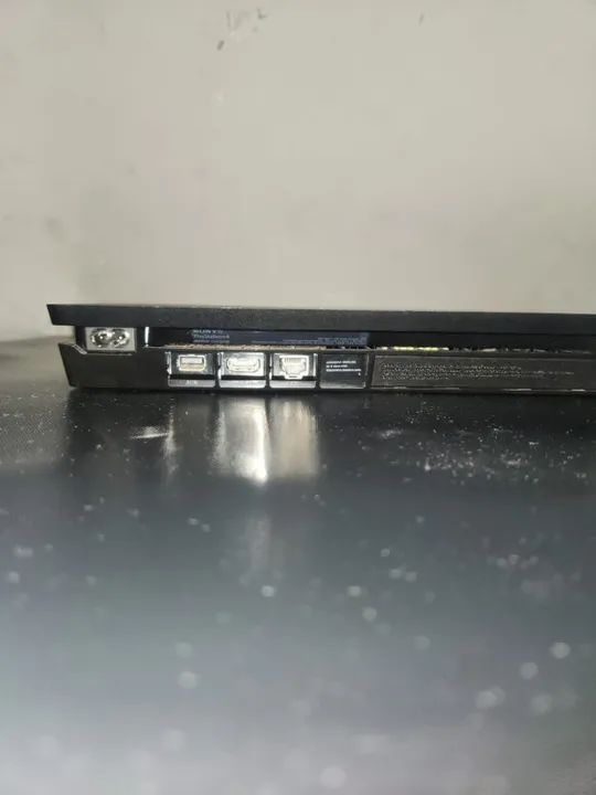 Ps4 Slim 1tb praticamente novo tudo original. - Foto 4