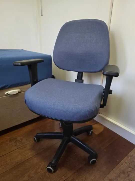 Cadeira de Escritório Flexform Regulável