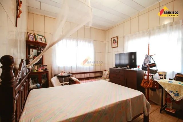 Casa à venda, 2 quartos, 2 vagas, Interlagos - Divinópolis/MG