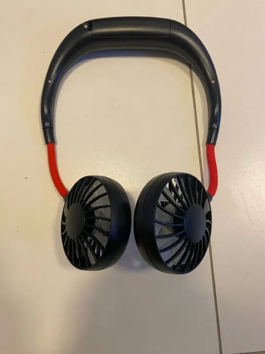 Ventilador de Pescoço Portátil - Refresque-se em Qualquer Lugar!