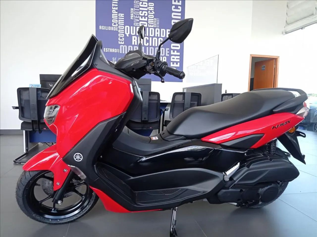 YAMAHA NMAX CONNECTED 160 ABS