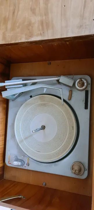 Som Vintage - Toca-discos e Rádio - Foto 3