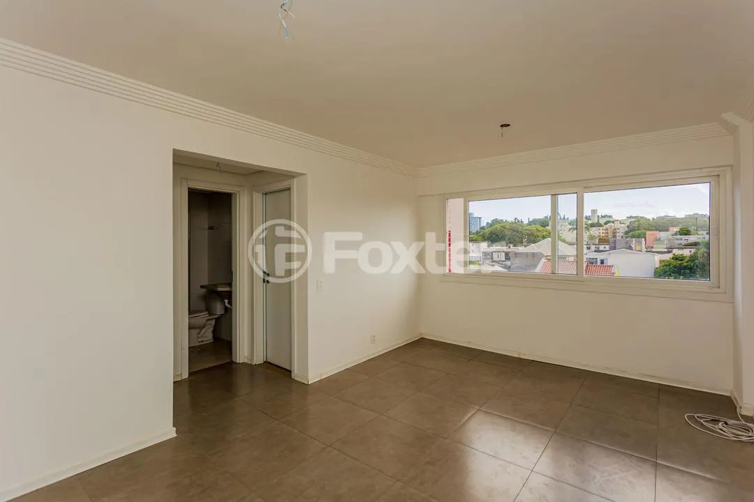 Apartamento à venda Rua Teixeira de Freitas, Santo Antônio - Porto Alegre