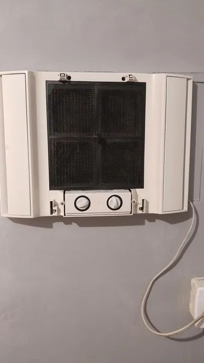 Ar Condicionado Springer Midea de Janela 7500 BTUS / 220v- 12.000 BTUs - Foto 3