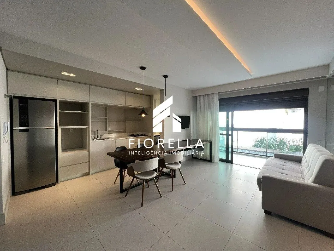 Studio mobiliado, 54 m², à venda, no Centro de Florianópolis-SC