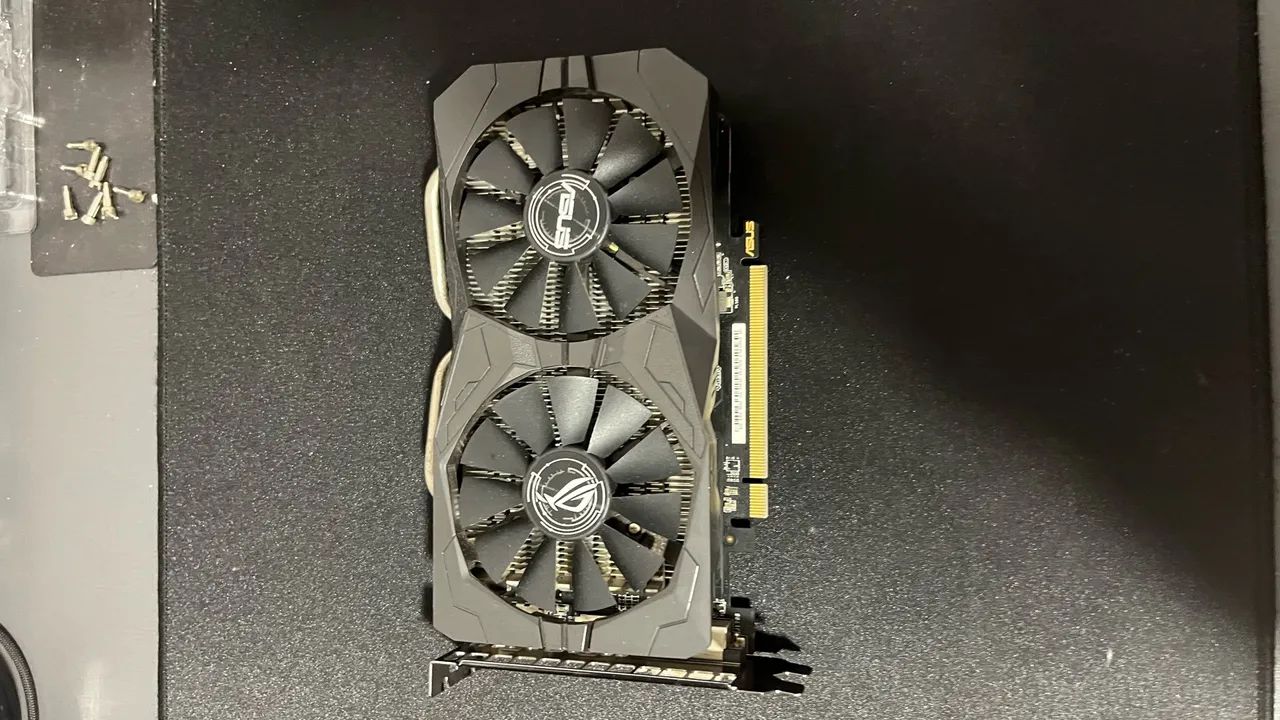 Placa de Vídeo RX 560 4GB - ASUS ROG