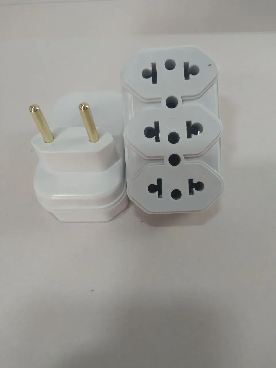 10 Extensor de Tomada Triplo com Adaptador
