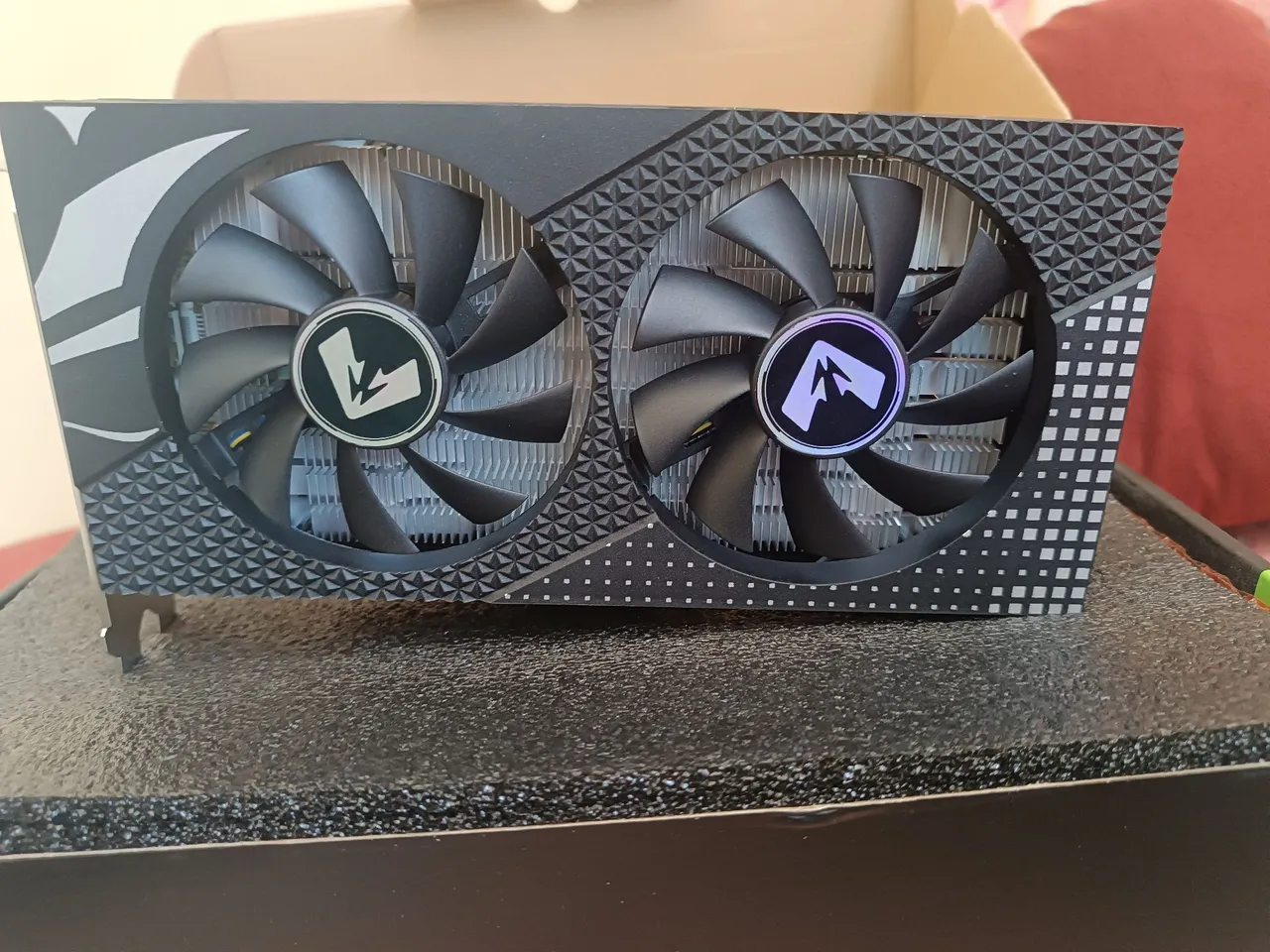 Placa de Vídeo Monarch Dragon Gaming