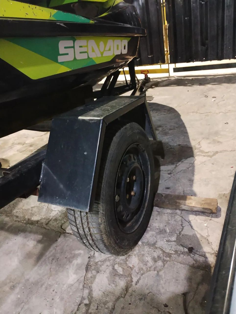 Carretinha carreta rodoviária pra Jetsky seadoo e Yamaha  - Foto 6