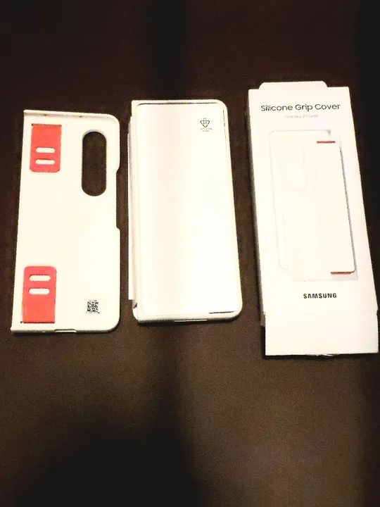 Capa de Silicone para Samsung Galaxy Z Fold 4 ORIGINAL - Foto 2